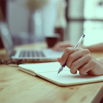 Le cadre juridique du professeur de yoga en Belgique